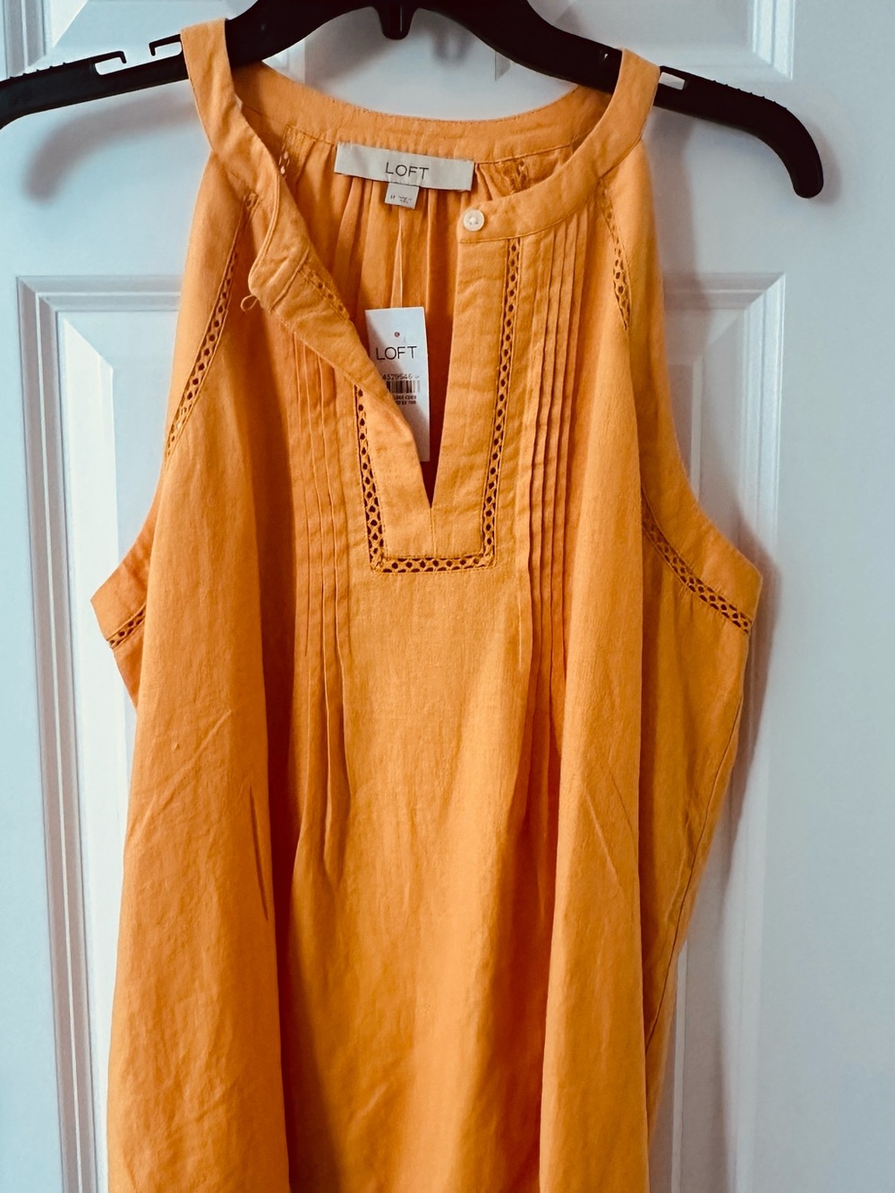 NWT LOFT Women’s Yellow Sleeveless Pintuck Tunic
